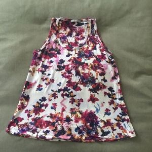 Loveappella Floral Lightweight Sleeveless Shirt